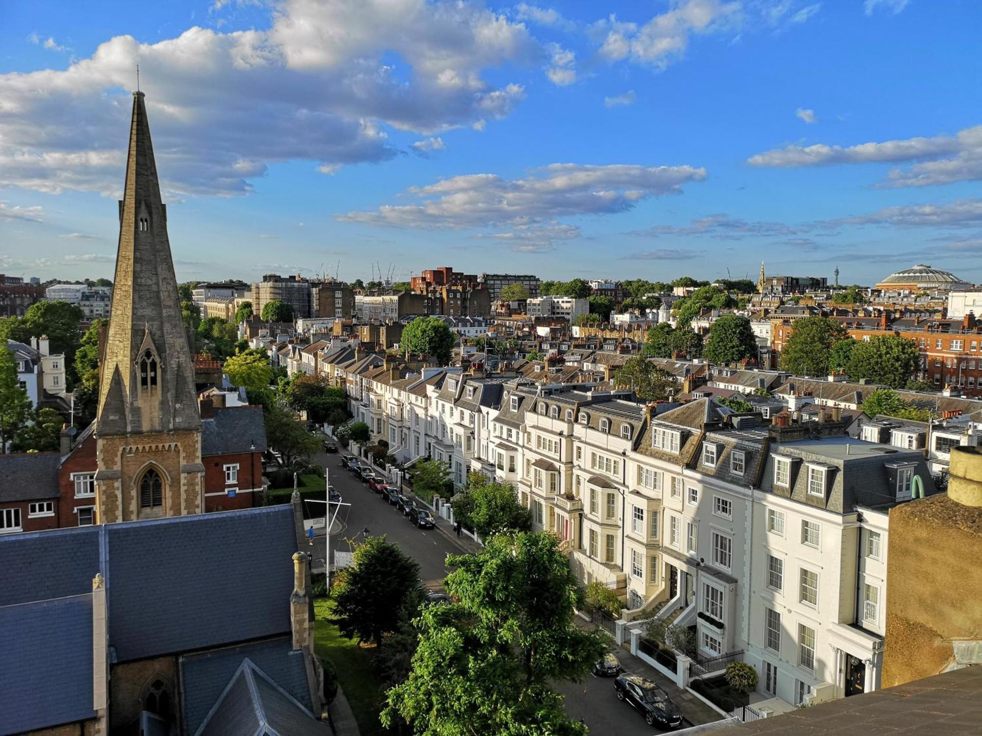 Veeve - Cosy Chic In Chelsea